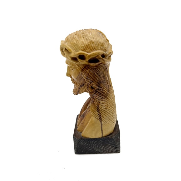 Jesus wearing a crown of thorns carved from Olive wood? Statue 4” Christian - Picture 5 of 6